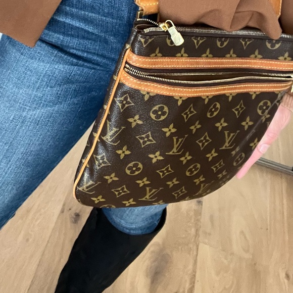 Louis Vuitton authentic vintage retired cross body bag adjustable strap - Picture 9 of 17